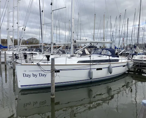 Bavaria 41 Cruiser Day by Day
