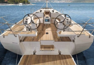 BAVARIA C42 Enkhuizen ZEILBOOT HUREN IJSSELMEER